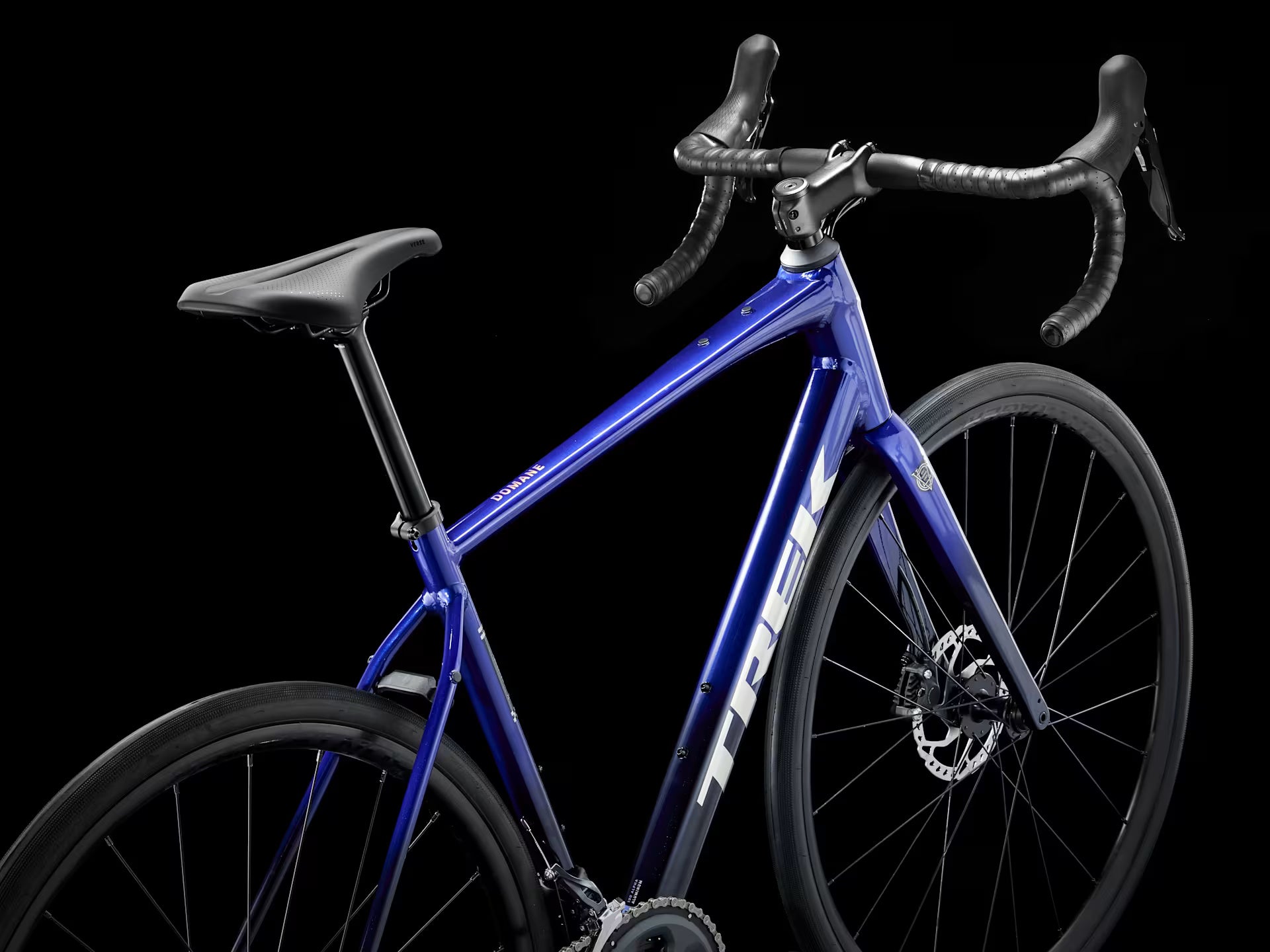 TREK Domane AL 4 Gen 4 (Hex Blue to Marianas Blue Fade)