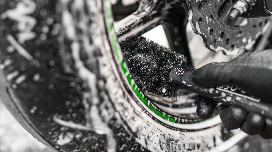 Muc-Off Wheel & Component Brush