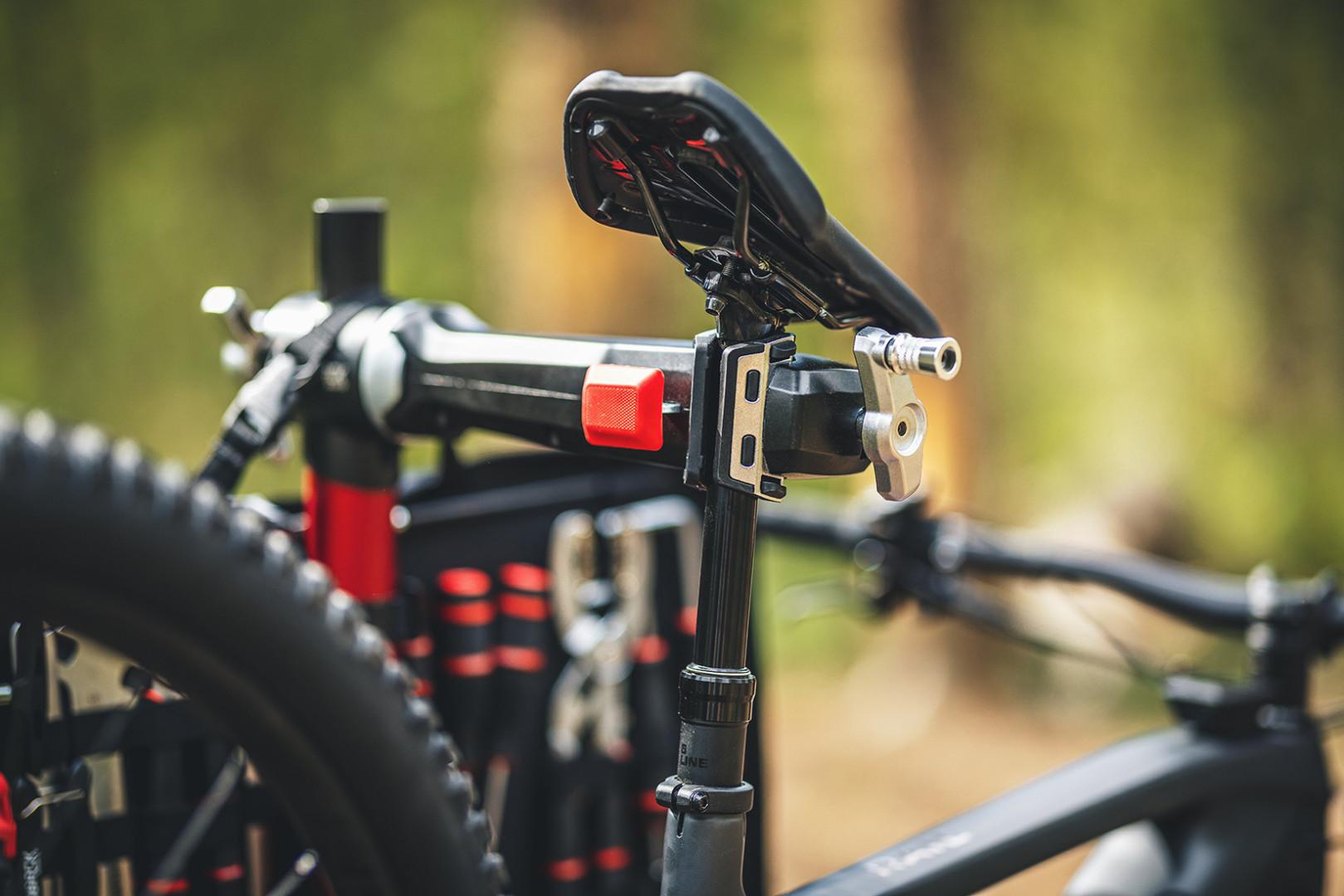 FEEDBACK REPAIR STAND PRO MECHANIC