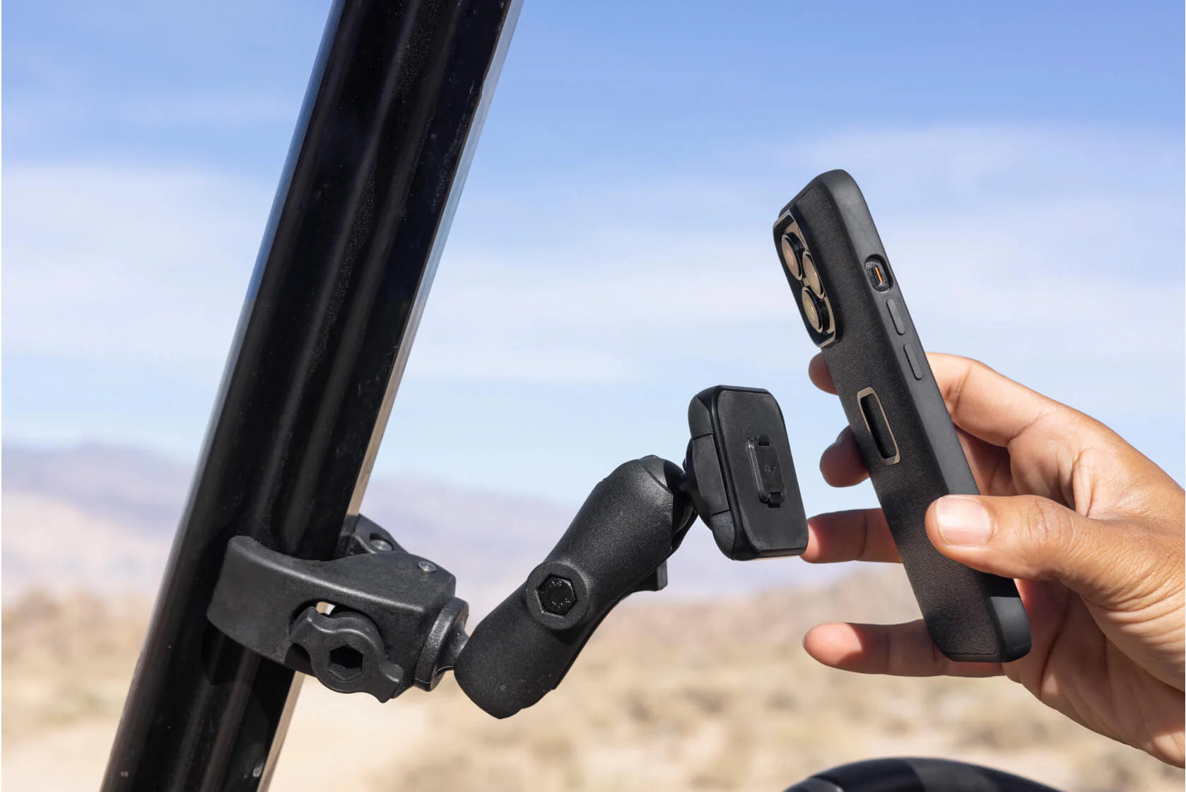 Peak Design Mobile Motorcycle Mount 1" Ball Adapter Locking & Charging