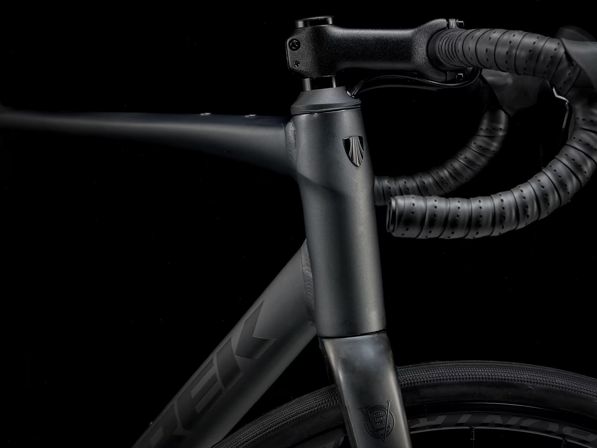 TREK Domane AL 2 Gen 4 (Matte Lithium Grey)