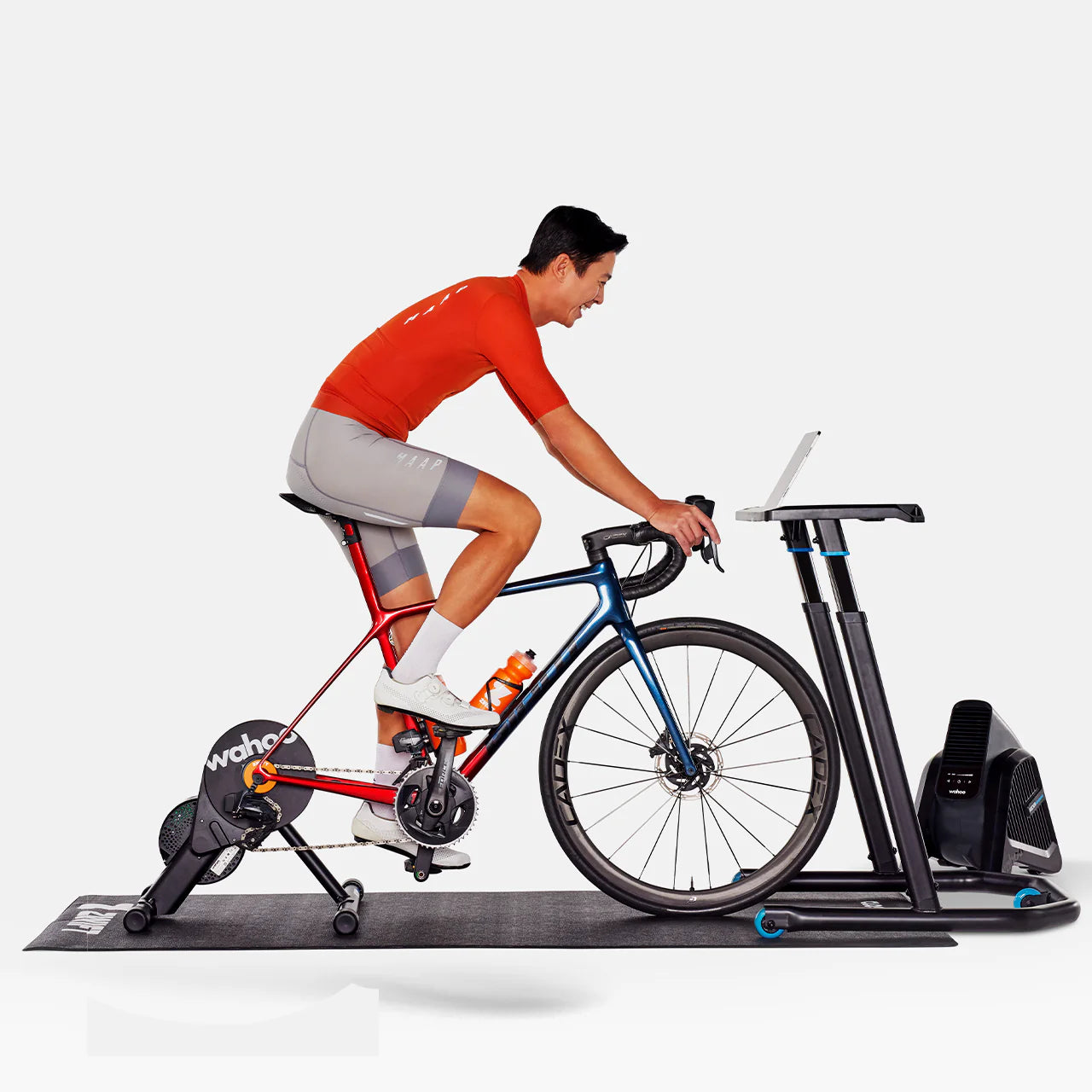 WAHOO INDOOR TRAINER KICKR CORE ZWIFT COG/CLICK V2